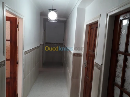 Vente Appartement F4 Chlef Tenes