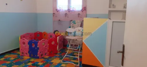 Crèche, Jardin d'enfant, maternelle