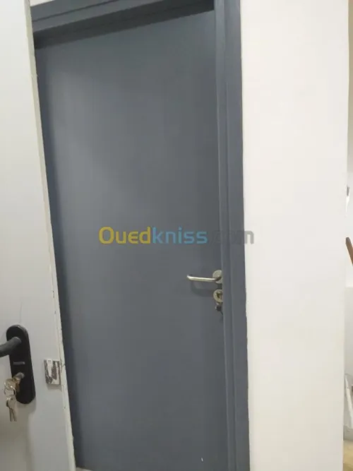 Plombage porte est sale de radio