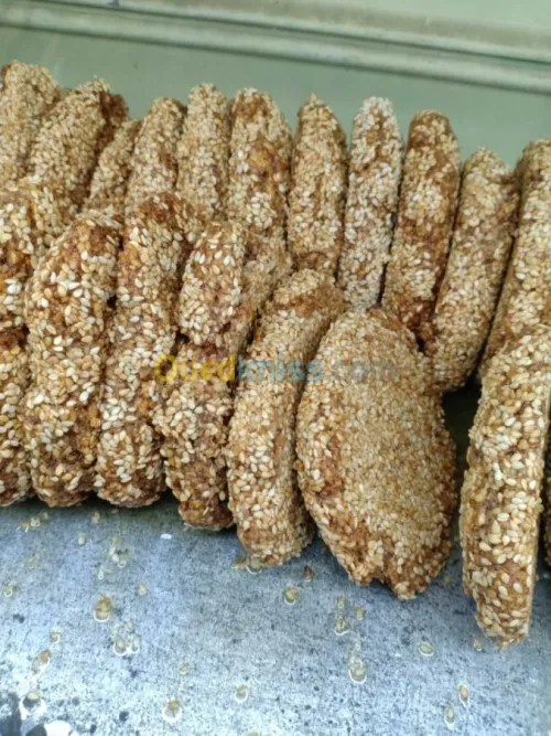 Gateaux & Boissons/مشروبات و حلويات 