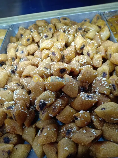 Gateaux & Boissons/مشروبات و حلويات 