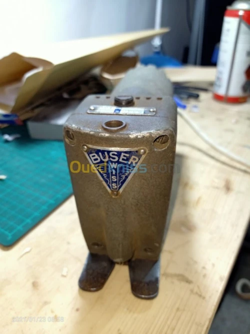 scie sauteuse vintage des anee 1950