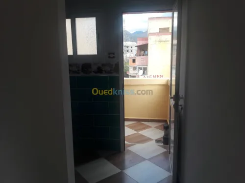 Vente Appartement F3 Bejaia Kherrata
