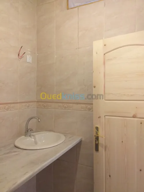 Location Appartement F3 Djelfa Ain oussara