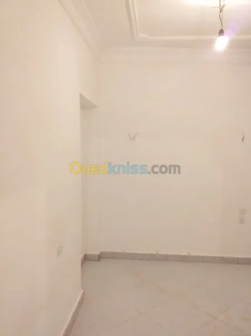 Location Appartement F3 Djelfa Ain oussara