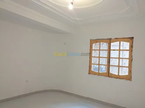 Location Appartement F3 Djelfa Ain oussara