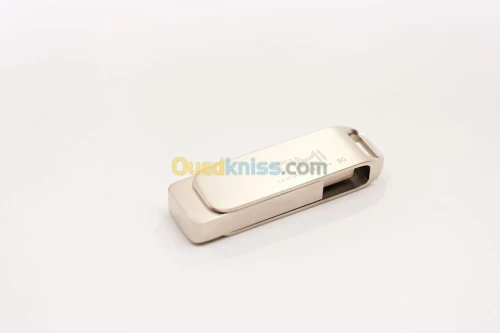 Des Flash disque Personnalisés ou Pas