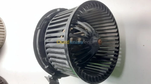 Moteur chauffage 207