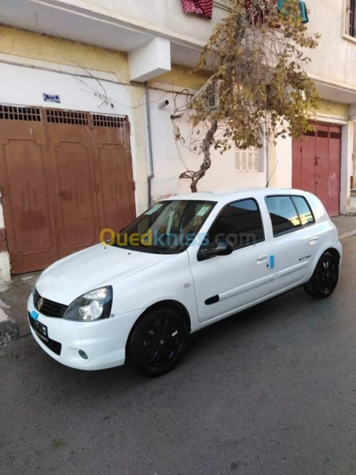 Renault Clio Campus 2013 Extréme 