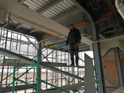 نجارة الاليمنيوم و b13 سامبل ديكور و pvc و طلاء بنتورة عصرية 