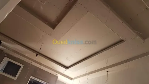 نجارة الاليمنيوم و b13 سامبل ديكور و pvc و طلاء بنتورة عصرية 