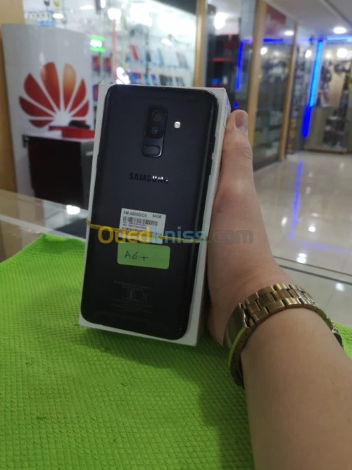 Samsung Galaxy A6+ (2018)