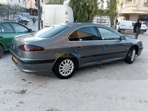 Peugeot 607 2000 