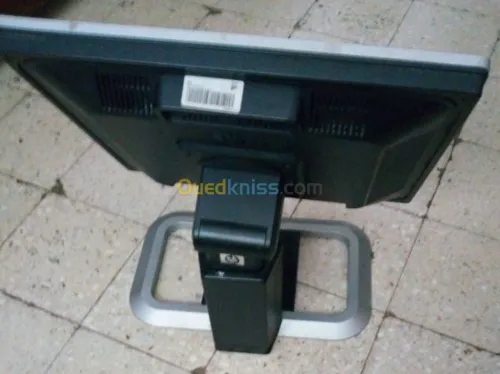 UNITÉ DE MARQUE CANNAR ET ECRAN HP L17