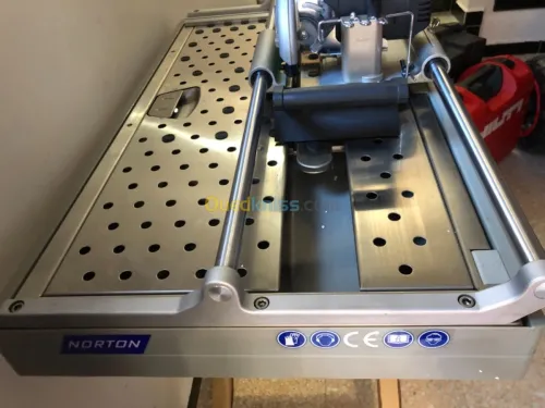 coupe faïence Norton