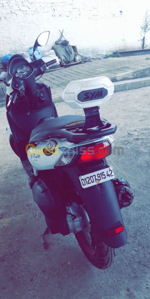 Sym hd2