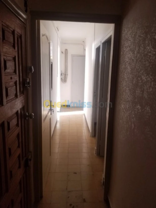 Location Appartement F3 Alger Ain benian