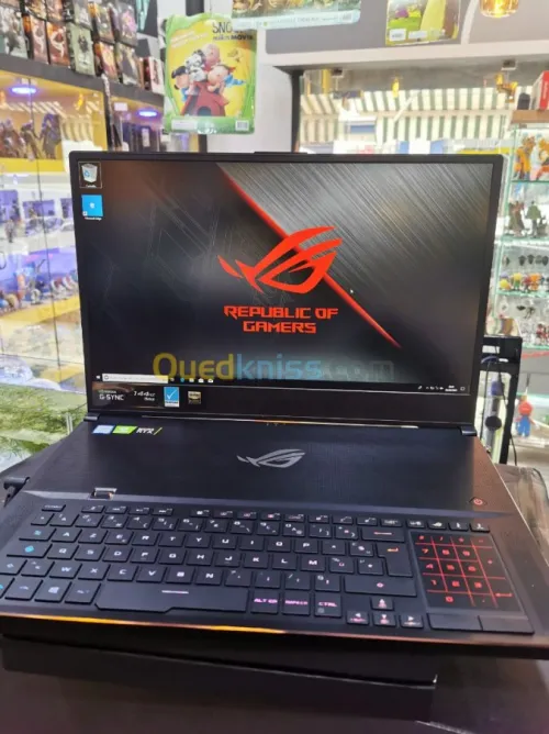 Asus rog 17" i7 9e rtx 2070 magasin
