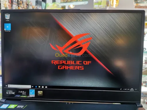 Asus rog 17" i7 9e rtx 2070 magasin