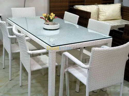 Table 6 chaises