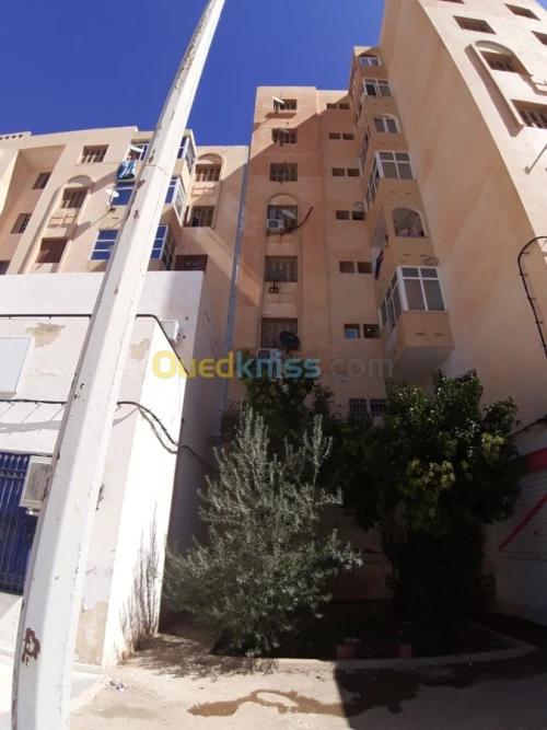 Echange Appartement F4 Batna Batna