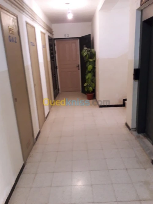 Echange Appartement F4 Batna Batna