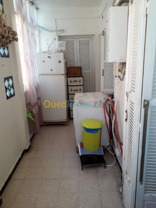 Echange Appartement F4 Batna Batna