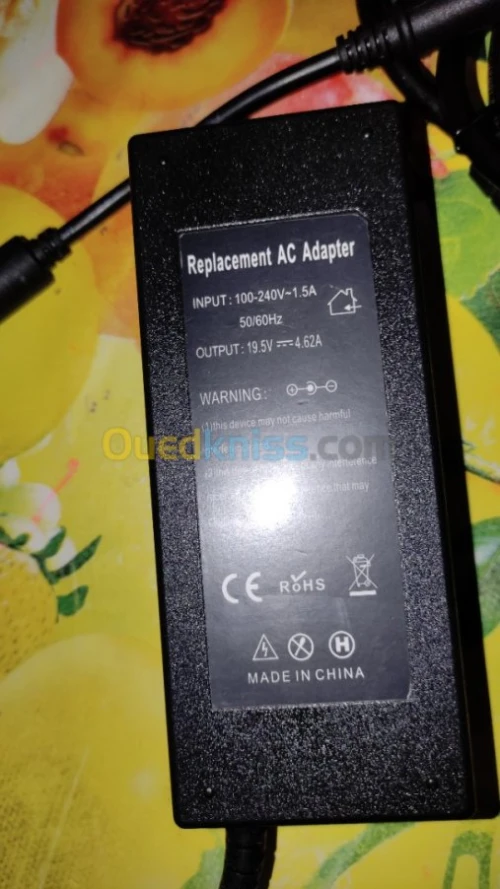 Chargeur Dell 90 watts
