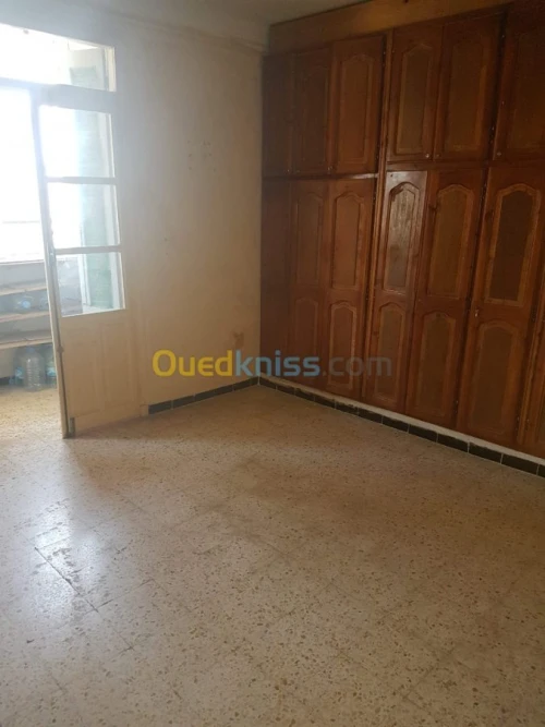 Vente Appartement F3 Bejaia Souk el thenine