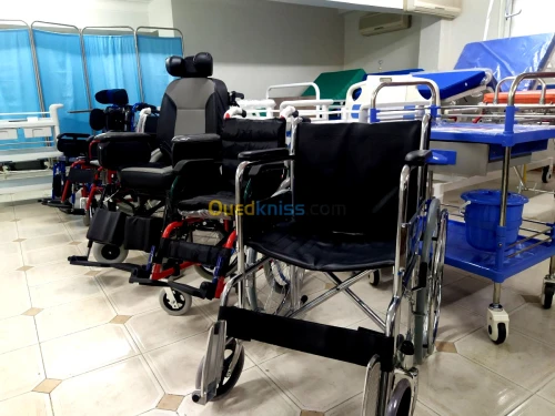 FAUTEUIL ROULANT CHROME ACCOUDOIRS INCLINES