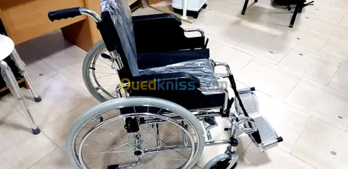 FAUTEUIL ROULANT CHROME ACCOUDOIRS INCLINES