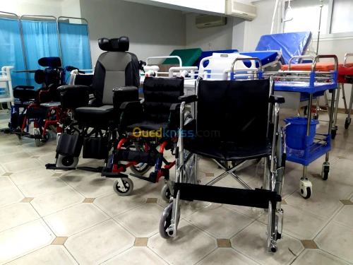 FAUTEUIL ROULANT CHROME ACCOUDOIRS INCLINES