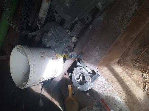 Fabrique d'aliments de bétail et volai