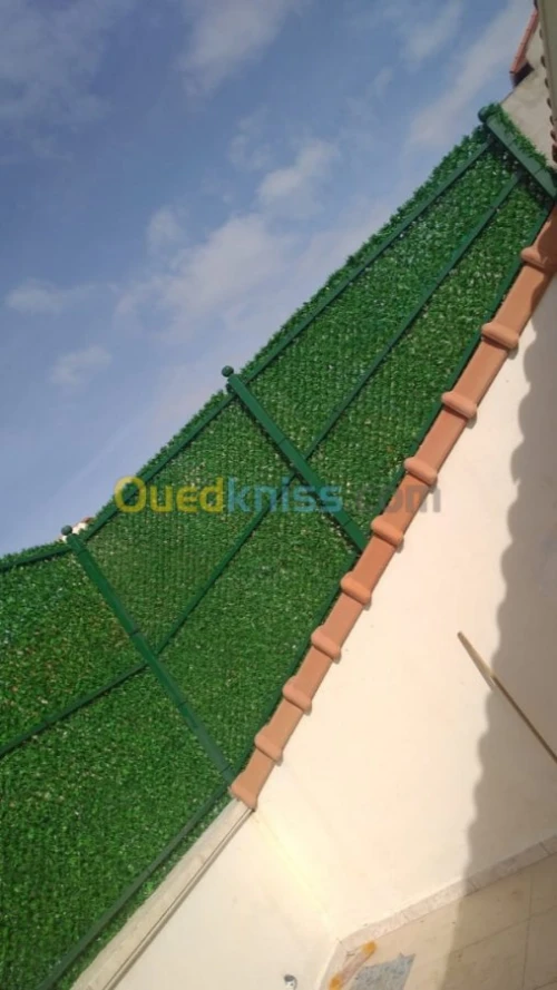 Brise vu ( clôture en grillage gazonn)