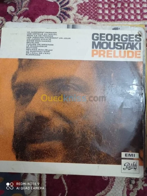 DES DISQUES 33 TOURS VARIETE FRANCAIS