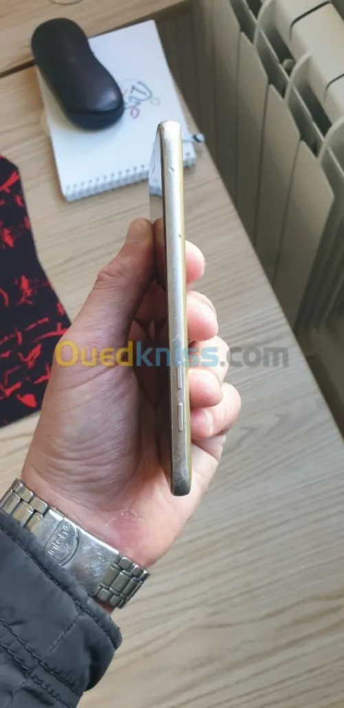Samsung Galaxy A3 (2017)