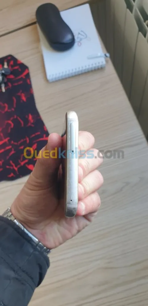Samsung Galaxy A3 (2017)