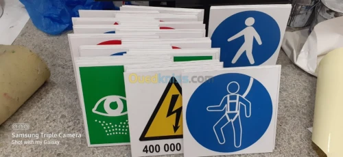 panneaux signalisation Routière