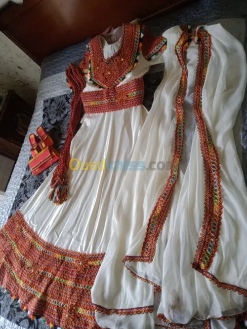 Robe kabyle compléte