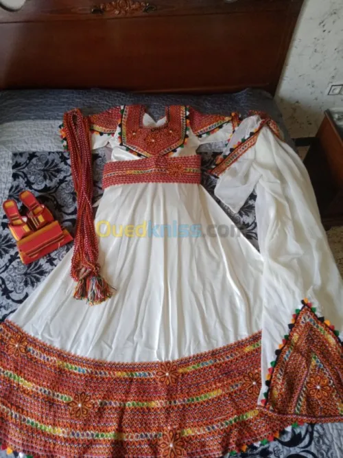 Robe kabyle compléte