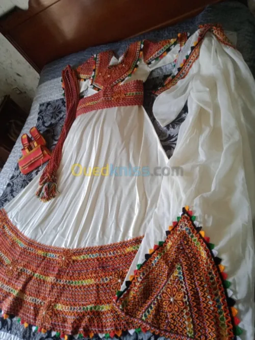 Robe kabyle compléte