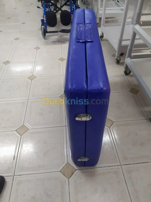 Table massage pliante chromé 