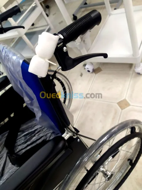 Fauteuil roulant alumin double frein 