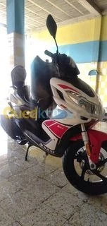 sam.s.vitro 150cc