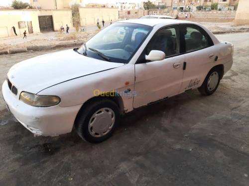 Daewoo Nubira 1999 