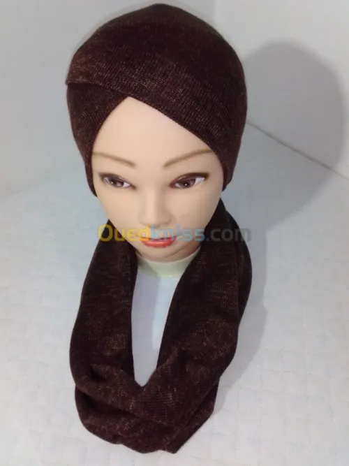 Bonnet avec colle (cach né) 