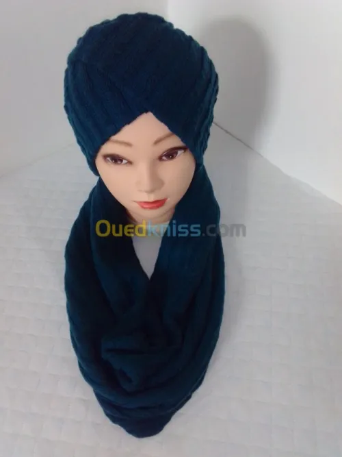 Bonnet avec colle (cach né) 