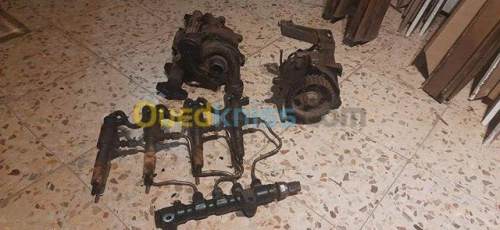4 injecteurs 207, pompe Hp, tondeurs
