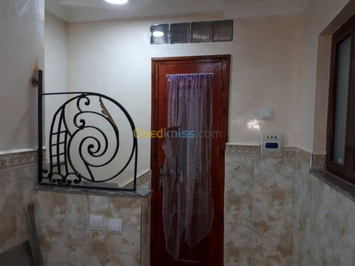 Vente Duplex F6 Oran Marsat el hadjadj