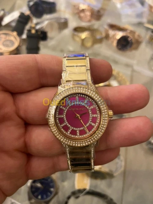 Montres et lunettes original